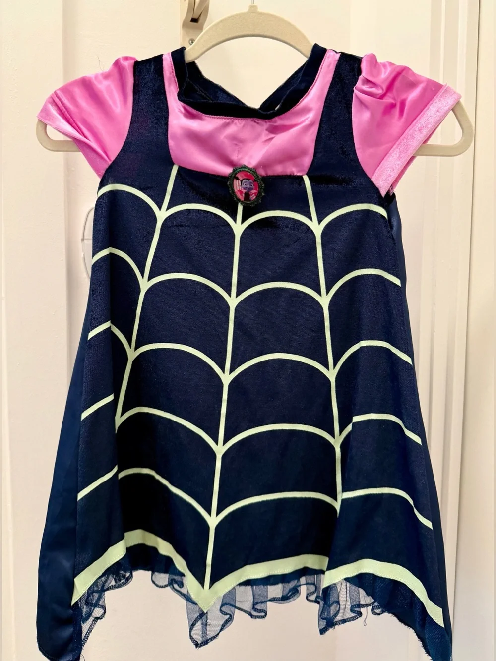 Disney Vampirina Costume - includes headband, wings and music guitar